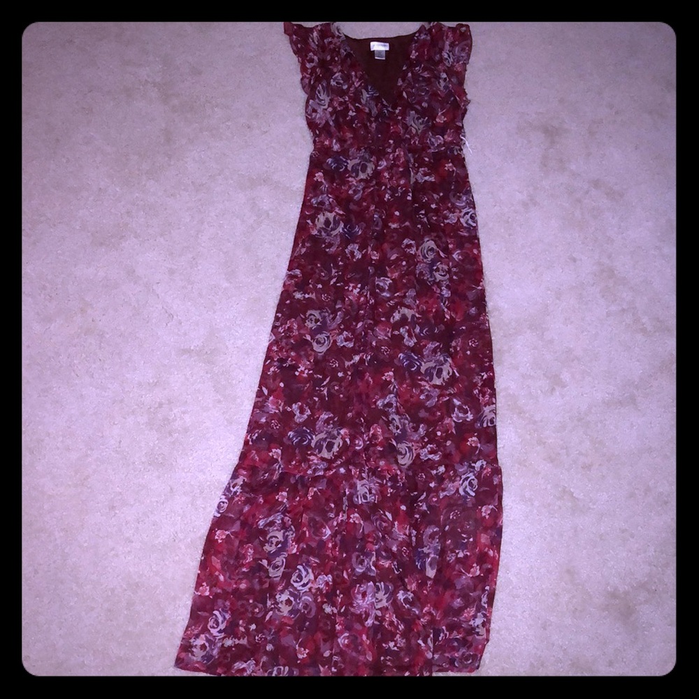 Perfect dress for maternity photo shoot!